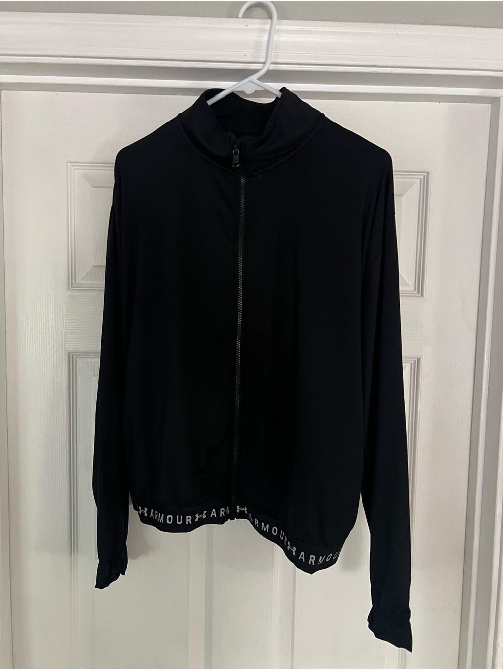 Women’s underarm lightweight jacket